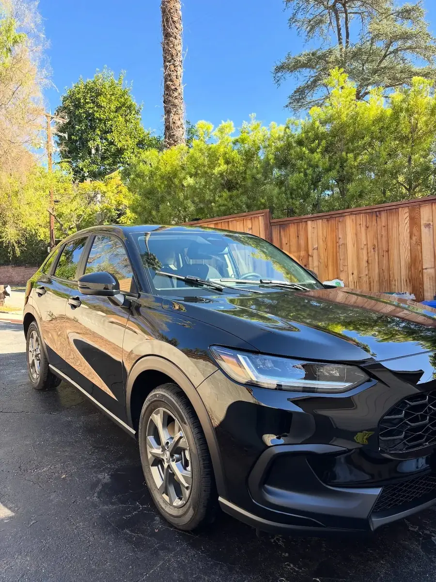 Vehicle exterior finished in a South Pasadena driveway